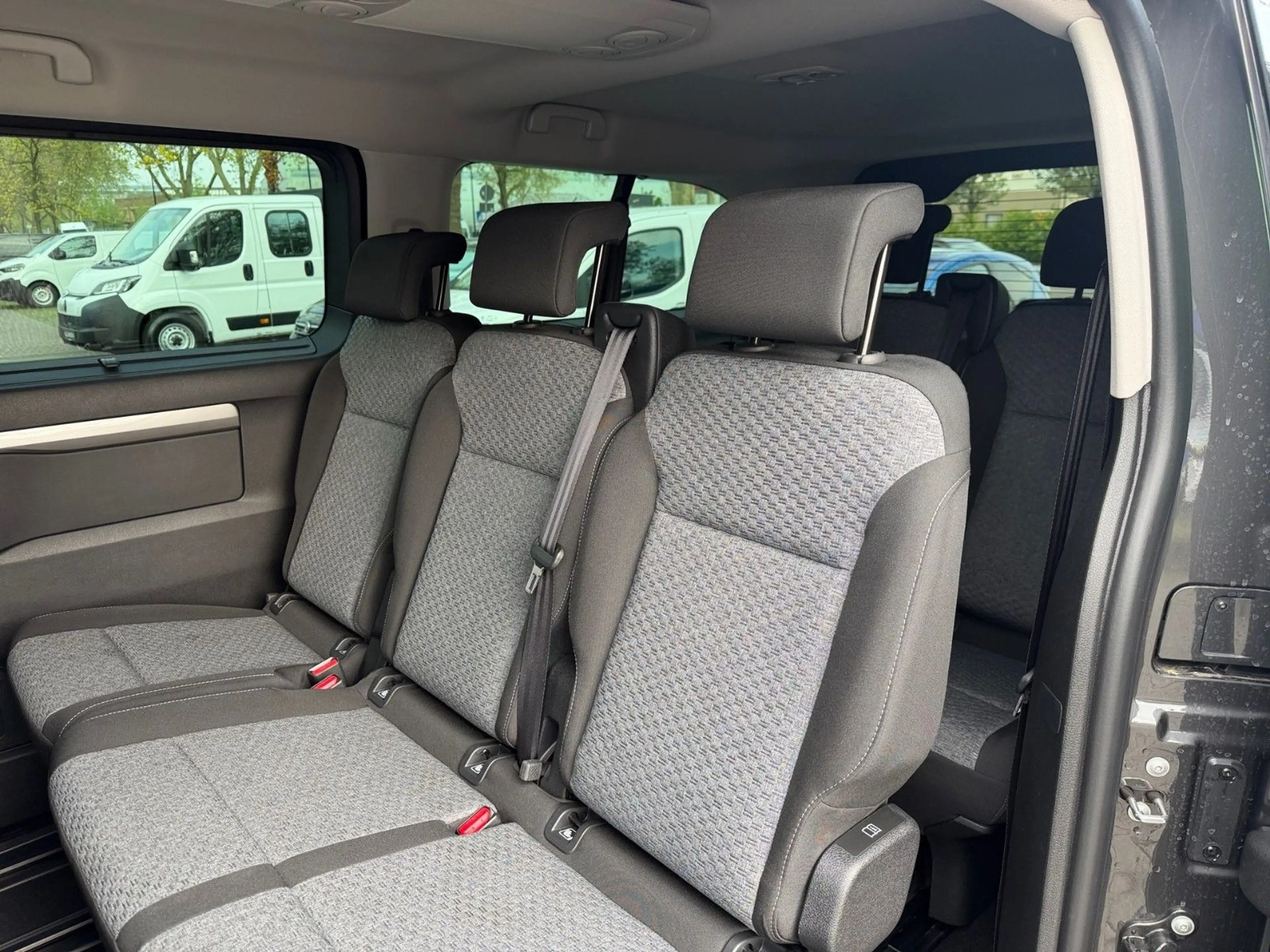 Citroen Spacetourer Plus XL Diesel 180 Automatik — photo 11
