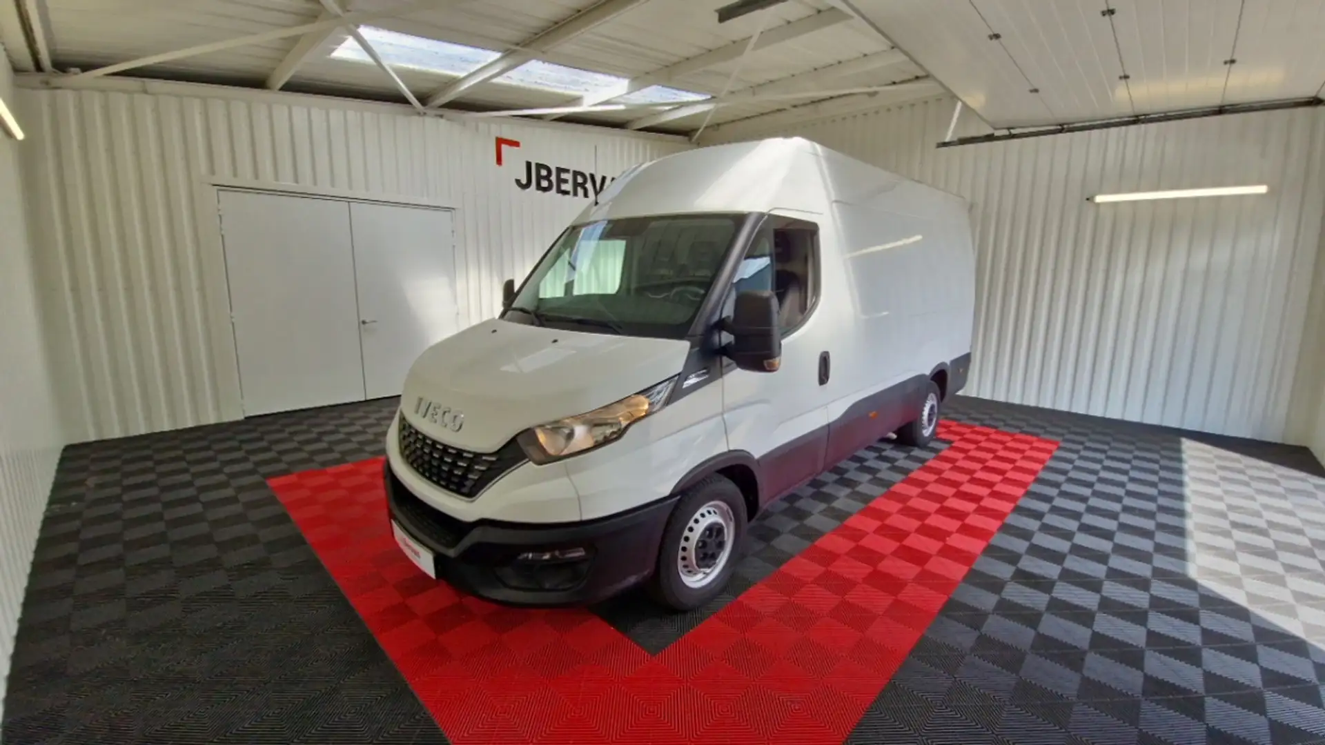 Iveco Daily FOURGON 35 s 14 sv11 h2 quad-leaf hi matic Blanc - 1