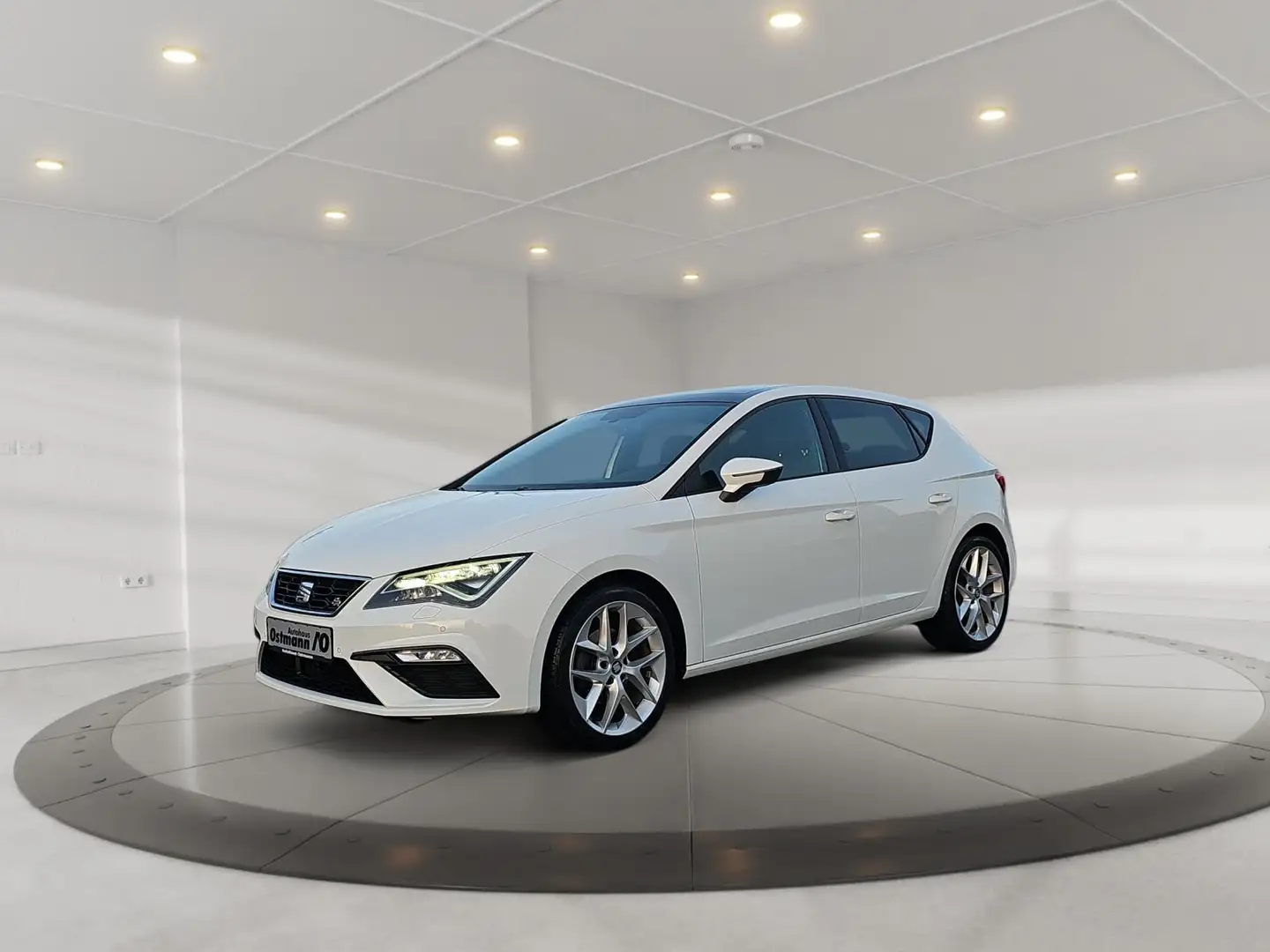 SEAT Leon 1.4 TSI FR ACC DynLicht Facelift KlimaA LED Blanco - 1