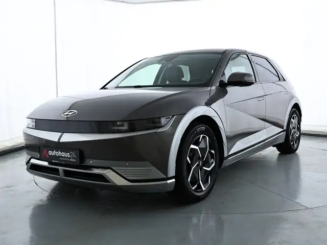 Hyundai IONIQ 5 view 3