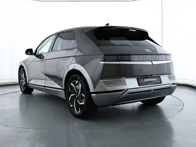Hyundai IONIQ 5 view 4