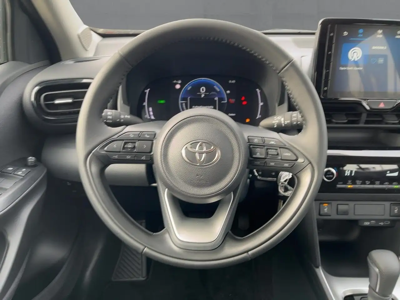 Toyota Yaris Cross Hybrid Business SHZ GRA LED Klima, миниатюра 10