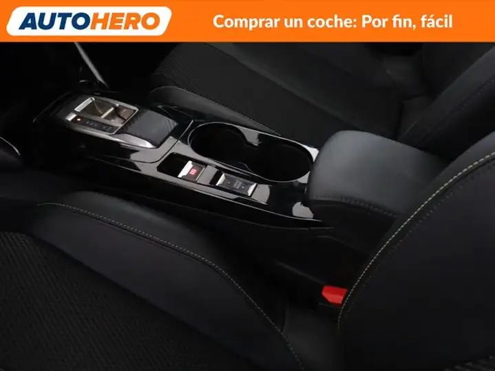 Peugeot 2008 2024, foto 27