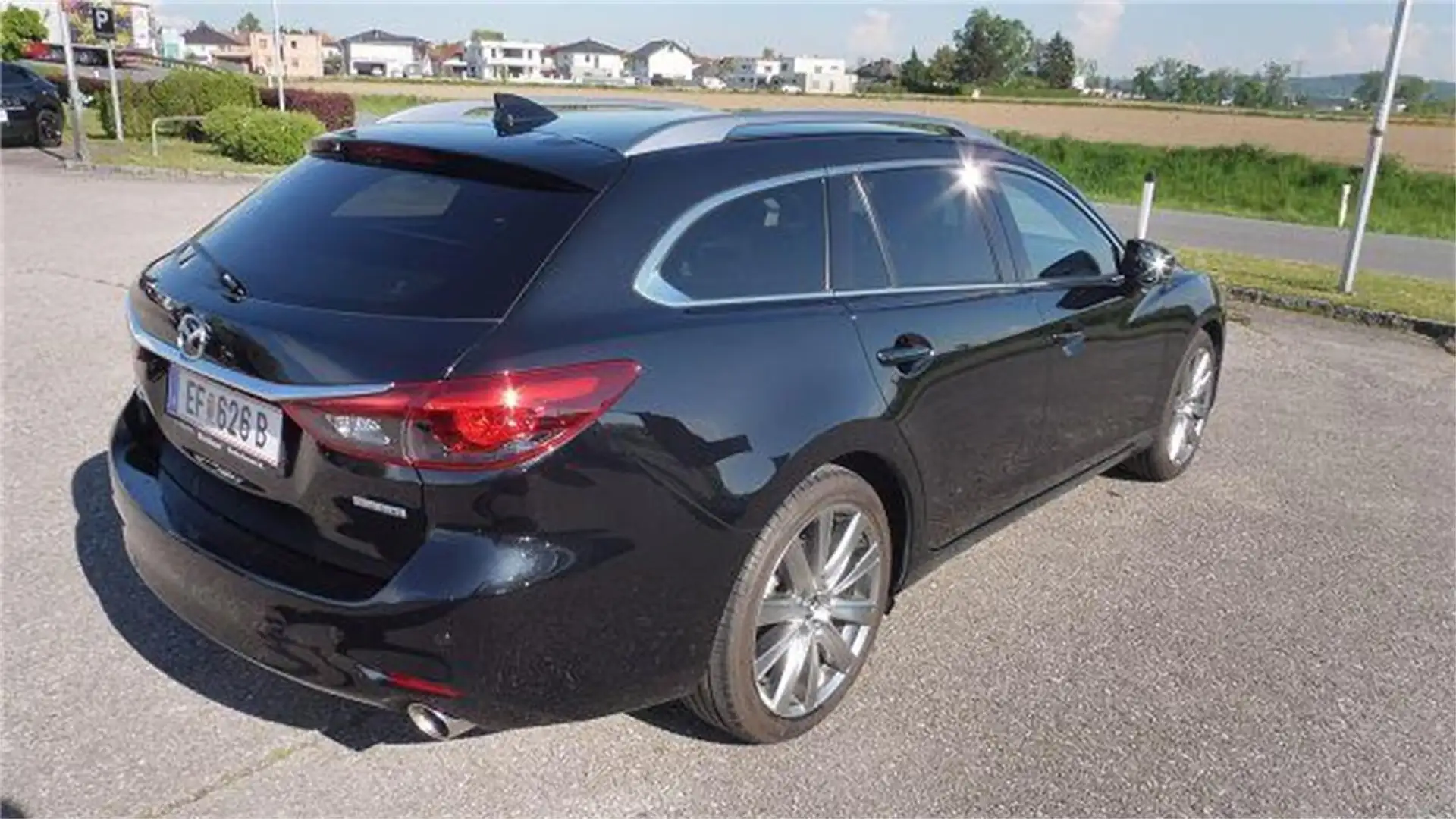 Mazda 6 2023 5WGN 2.5L SKYACTIV G 194ps AT FWD TAKUMI S Schwarz - 2