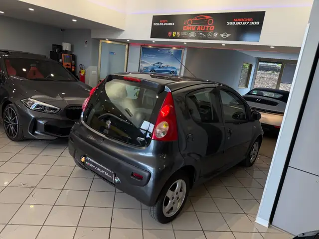 Peugeot 107 view 13