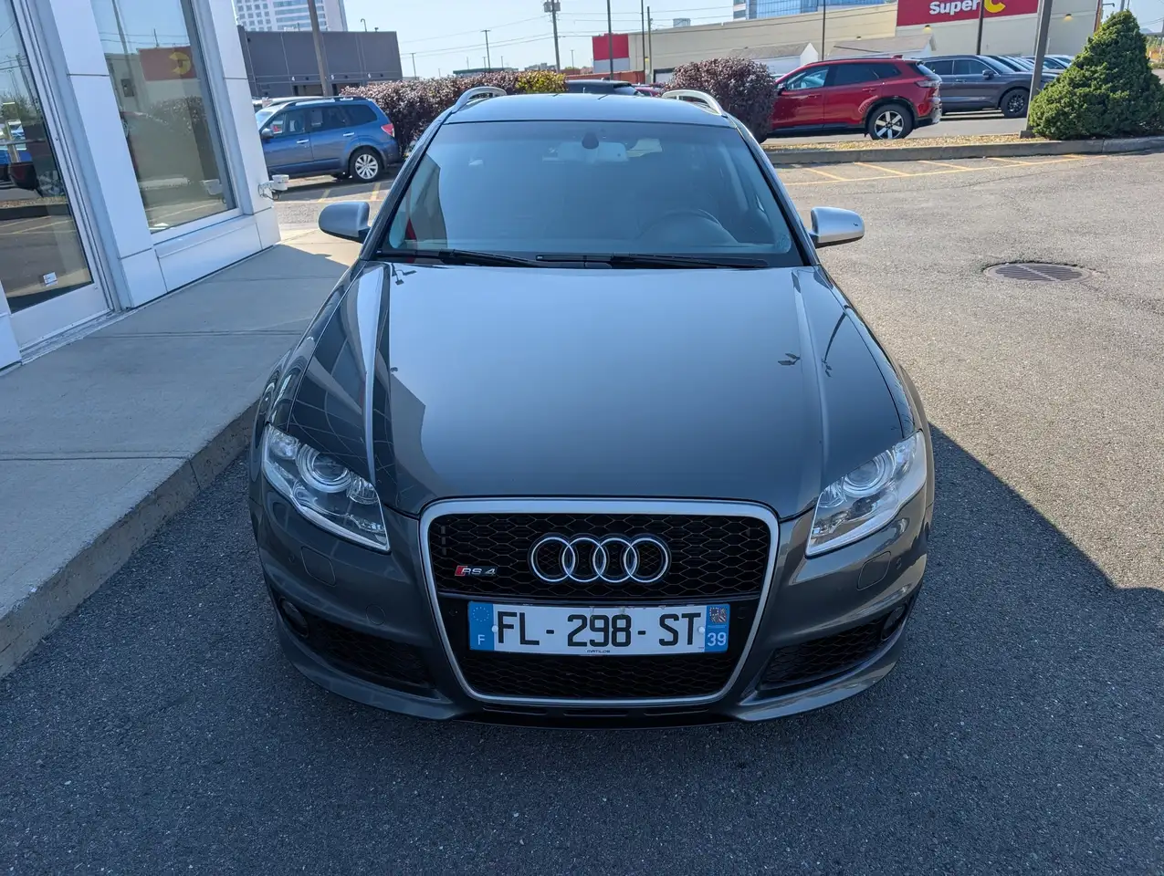Audi RS4 снимка Audi RS4