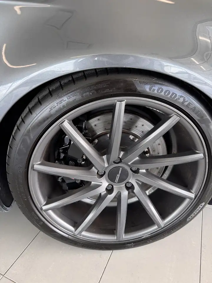 Audi RS4 снимка Audi RS4