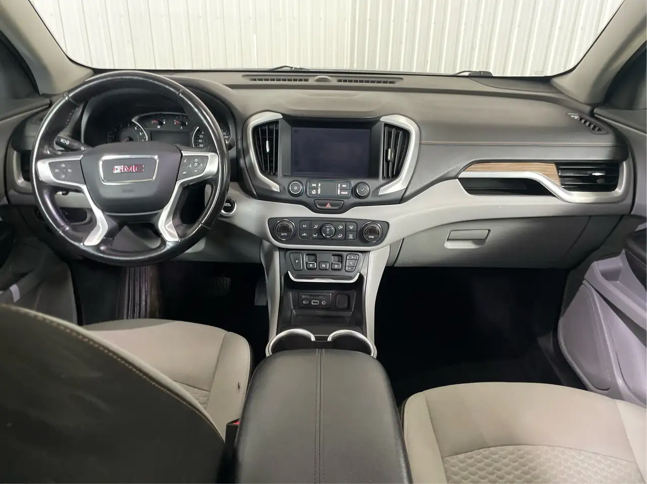 GMC Terrain photo GMC Terrain