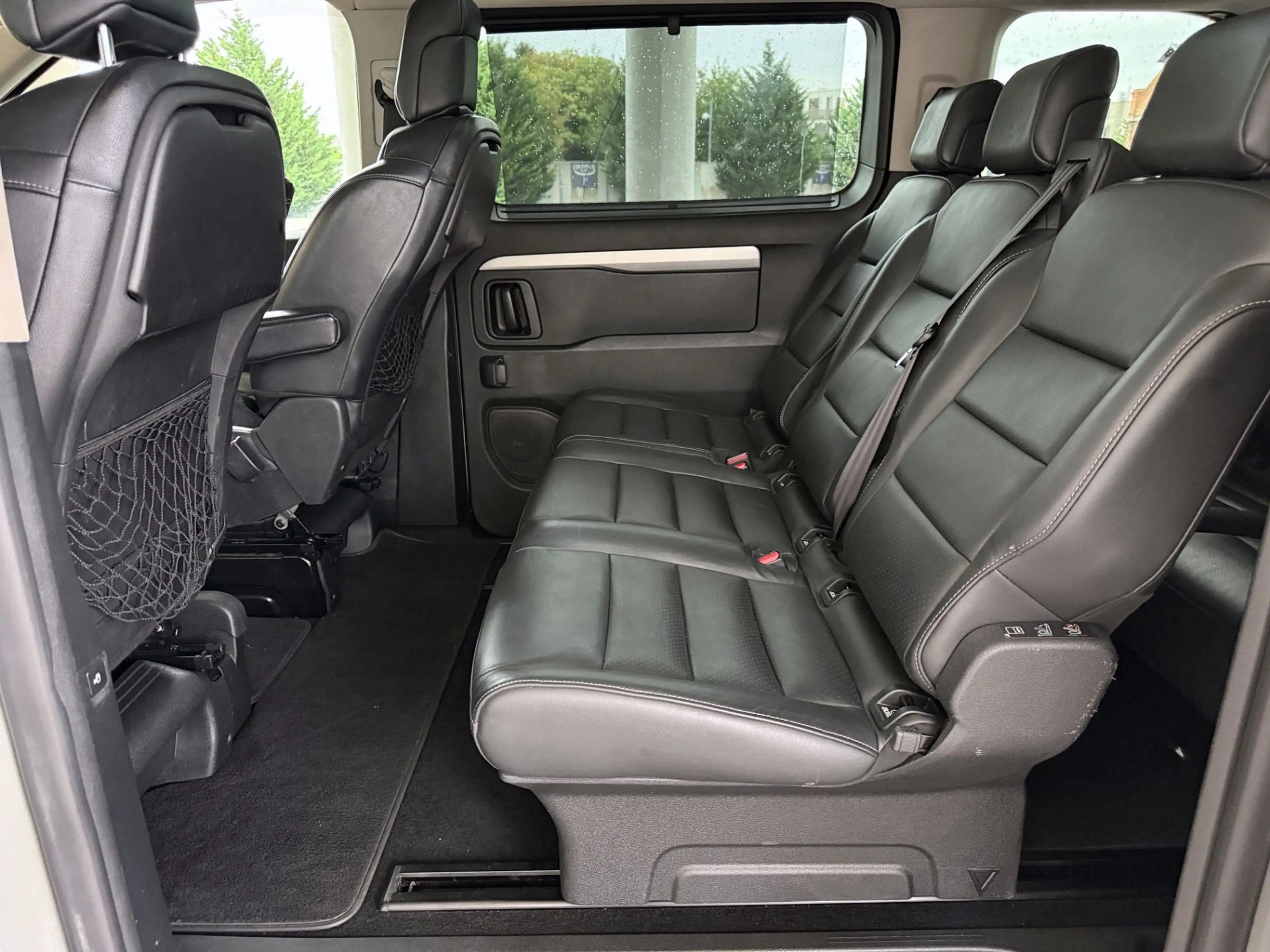 Citroen Spacetourer 2.0 BlueHDi *8-Sitzer +Voll Aussattung Automatik — photo 13