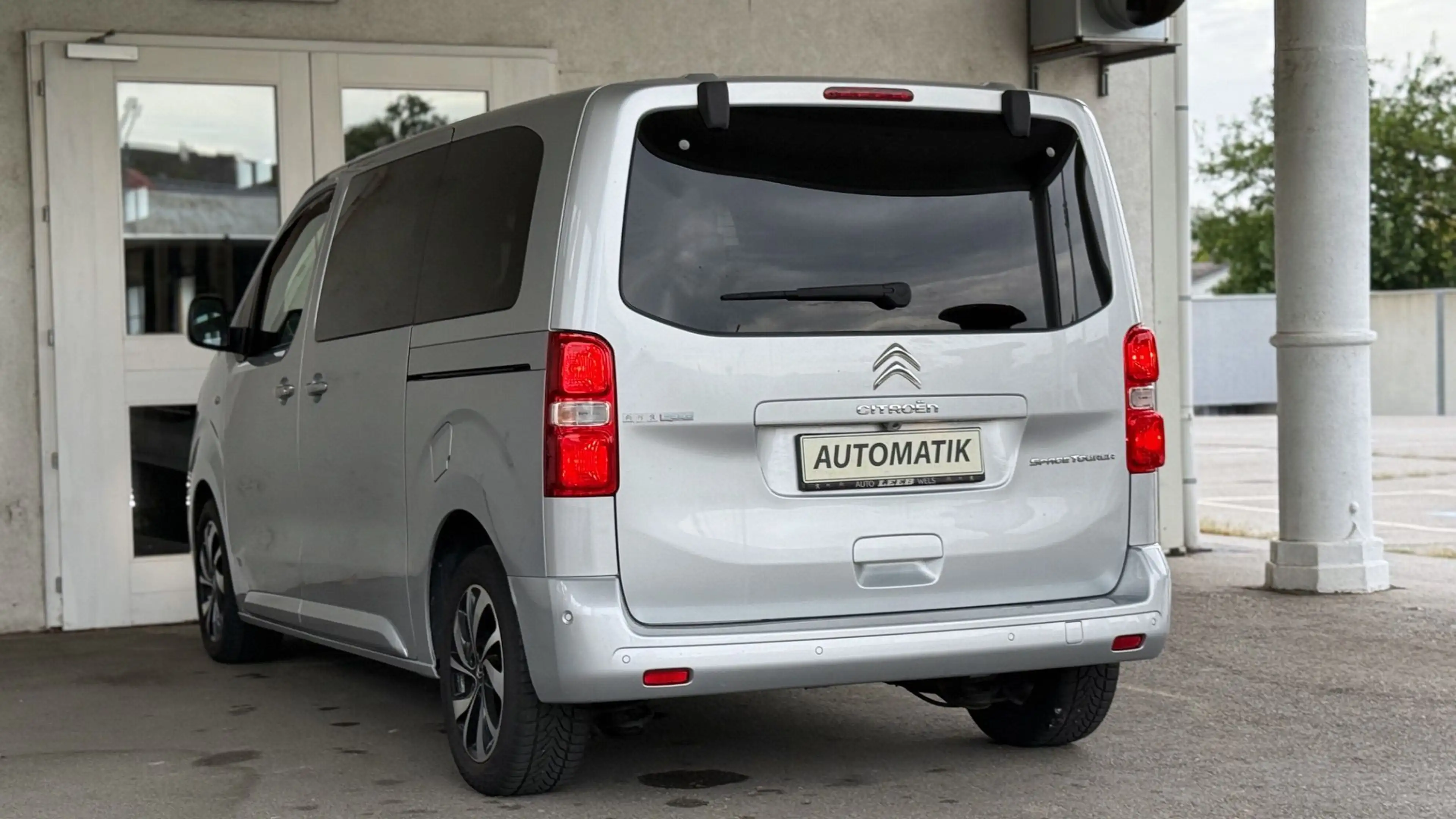 Citroen Spacetourer 2.0 BlueHDi *8-Sitzer +Voll Aussattung Automatik — photo 8