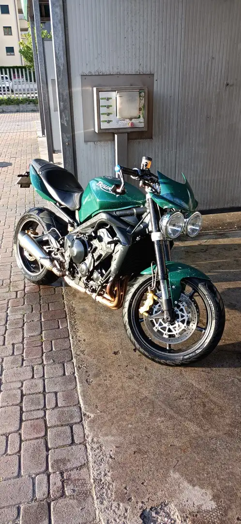 Triumph Street Triple R - 2