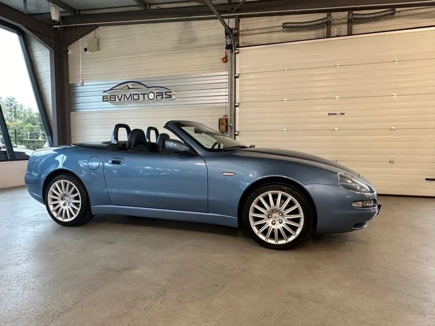 Maserati Spyder Cambiocorsa Azul - 2