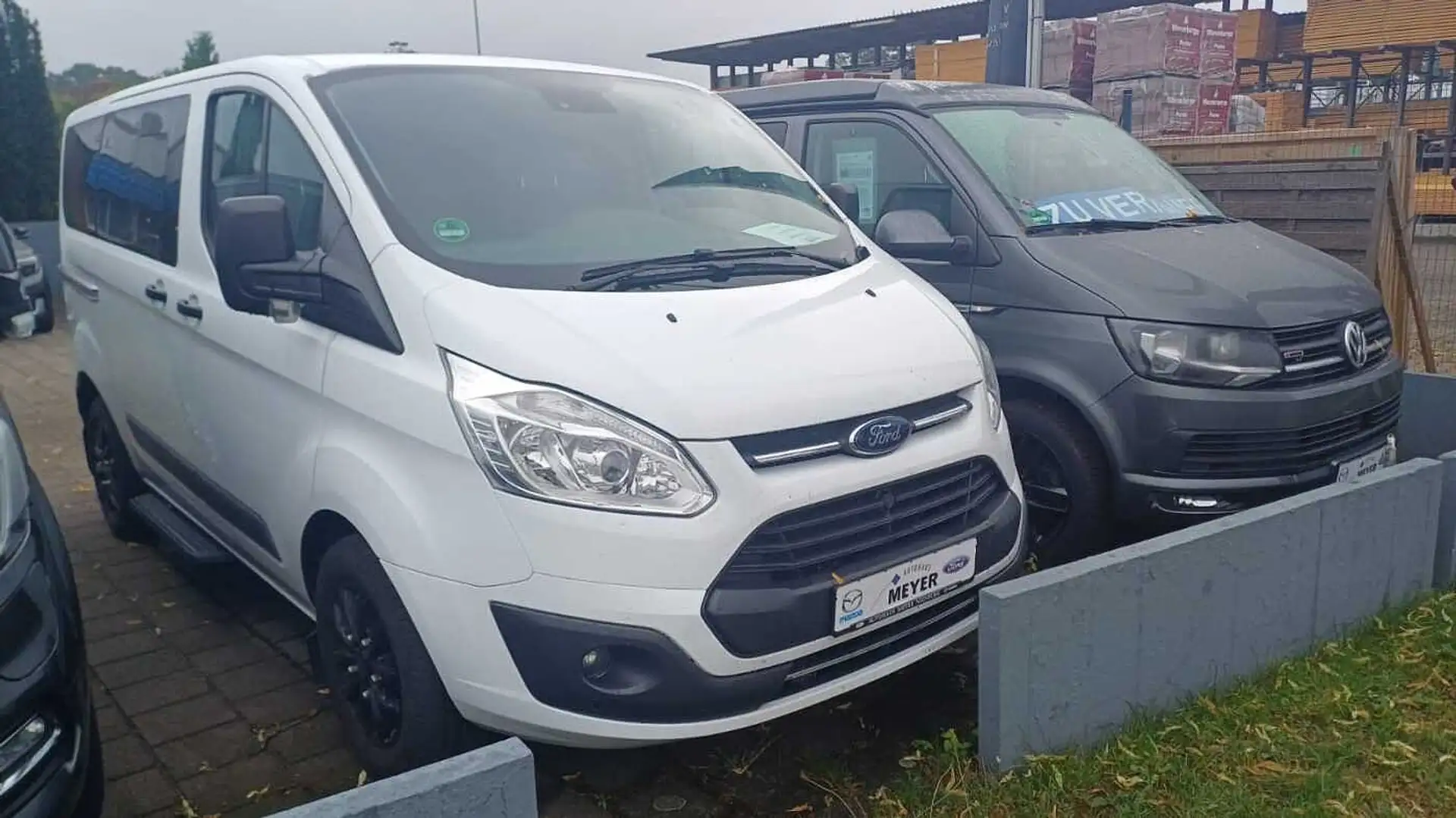 Ford Tourneo Custom TDCi 310 L1H1 VA Trend Biały - 1