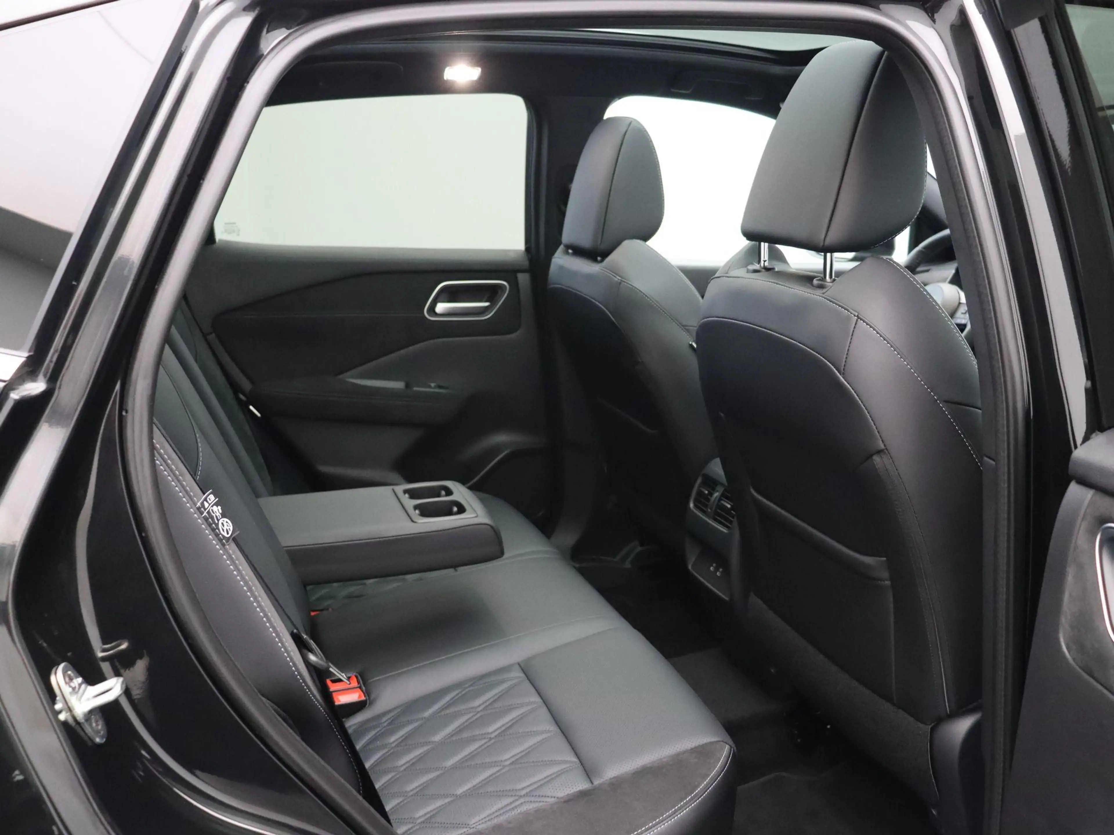 Nissan Qashqai 158pk MHEV Xtronic Tekna Plus | Elektrisch verstel — photo 8
