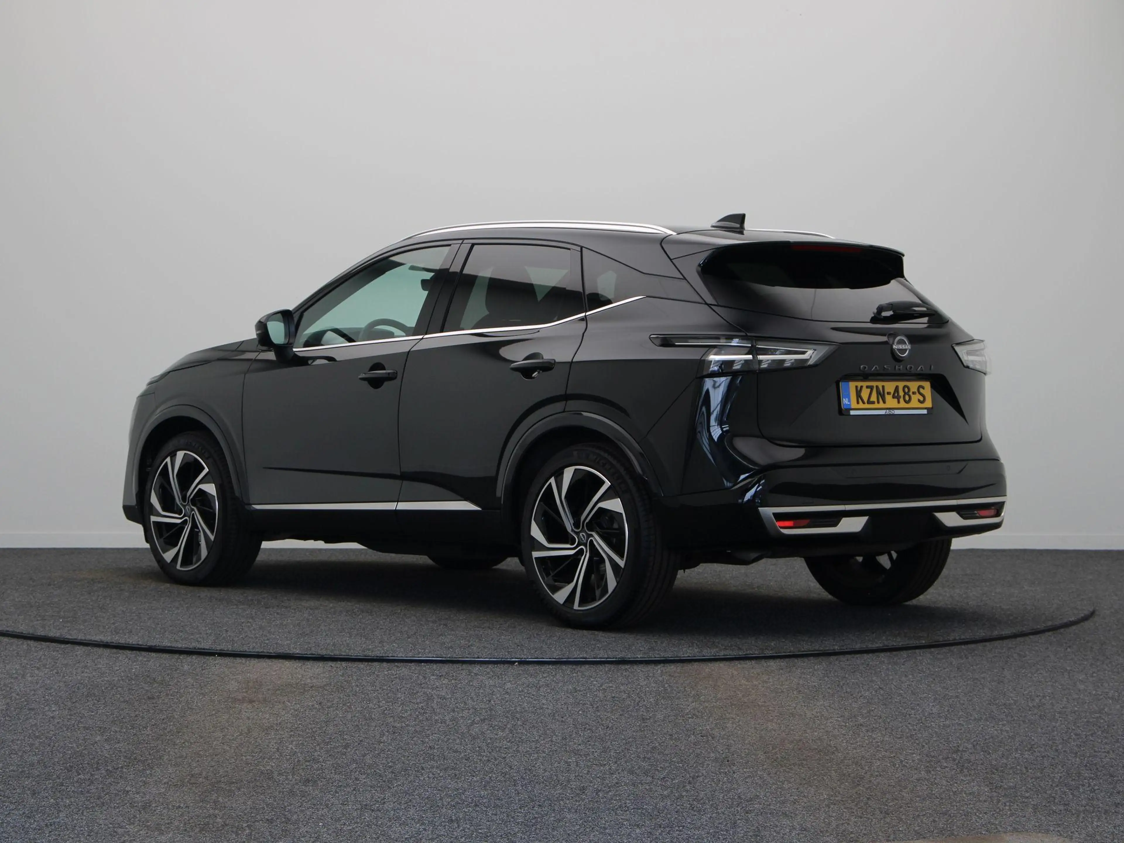 Nissan Qashqai 158pk MHEV Xtronic Tekna Plus | Elektrisch verstel — photo 2