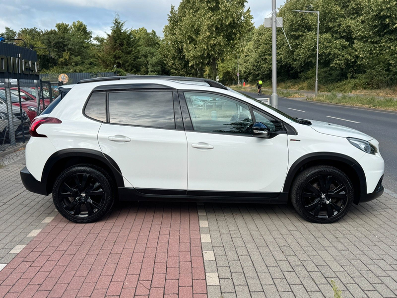 Peugeot 2008 Allure 1.2*GT-LINE*Aut.*Navi*Temp*Leder*PDC — photo 4
