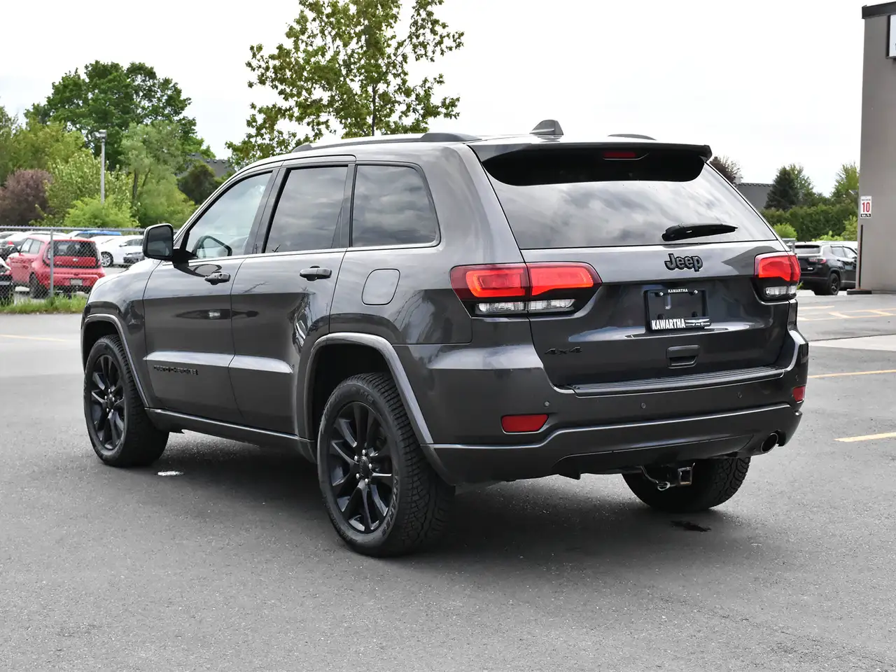 Jeep Grand Cherokee снимка Jeep Grand Cherokee