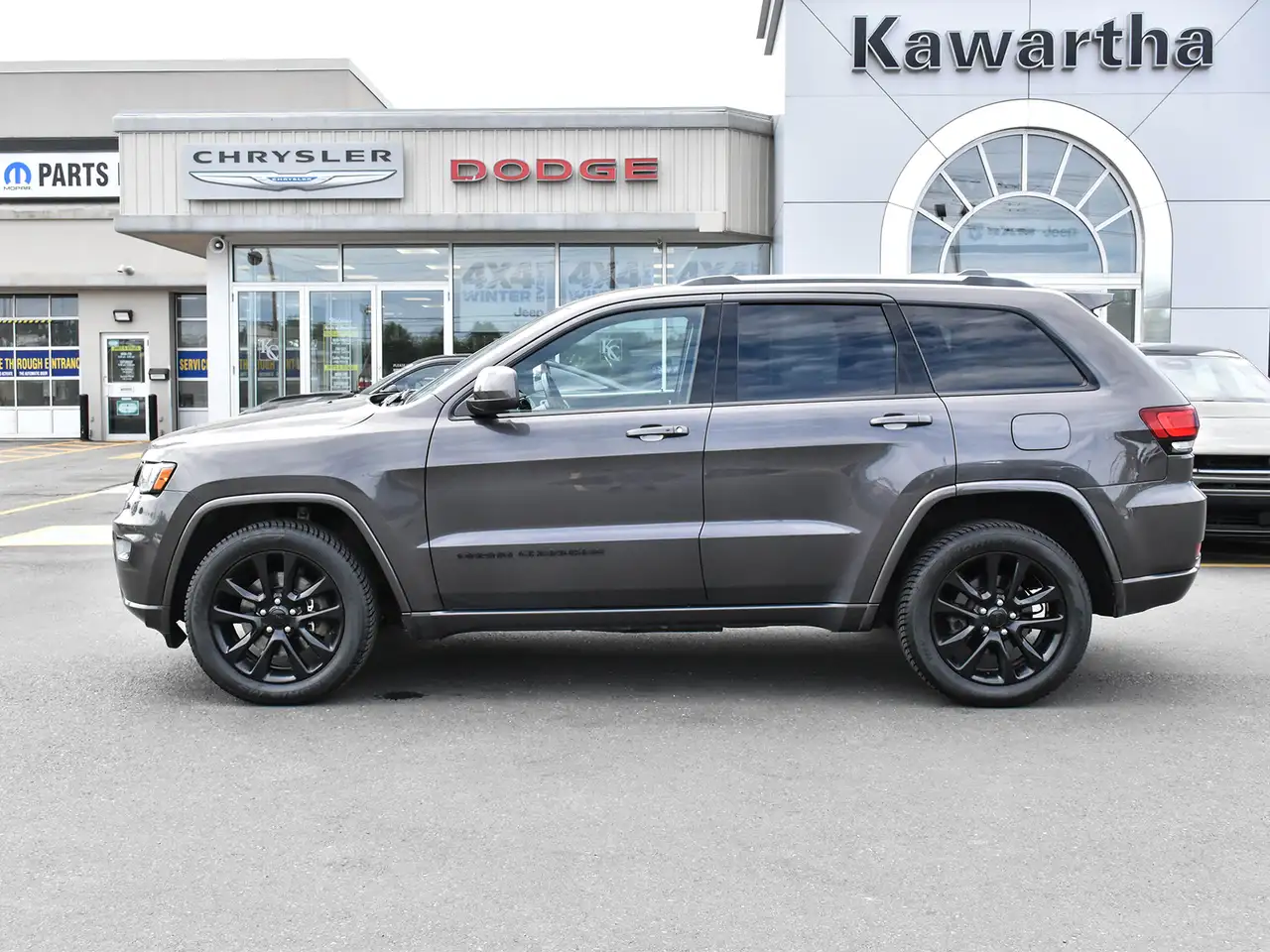 Jeep Grand Cherokee снимка Jeep Grand Cherokee