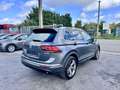 Volkswagen Tiguan 2.0 TDi SCR Comfortline BMT *R-LINE* Gris - thumbnail 4