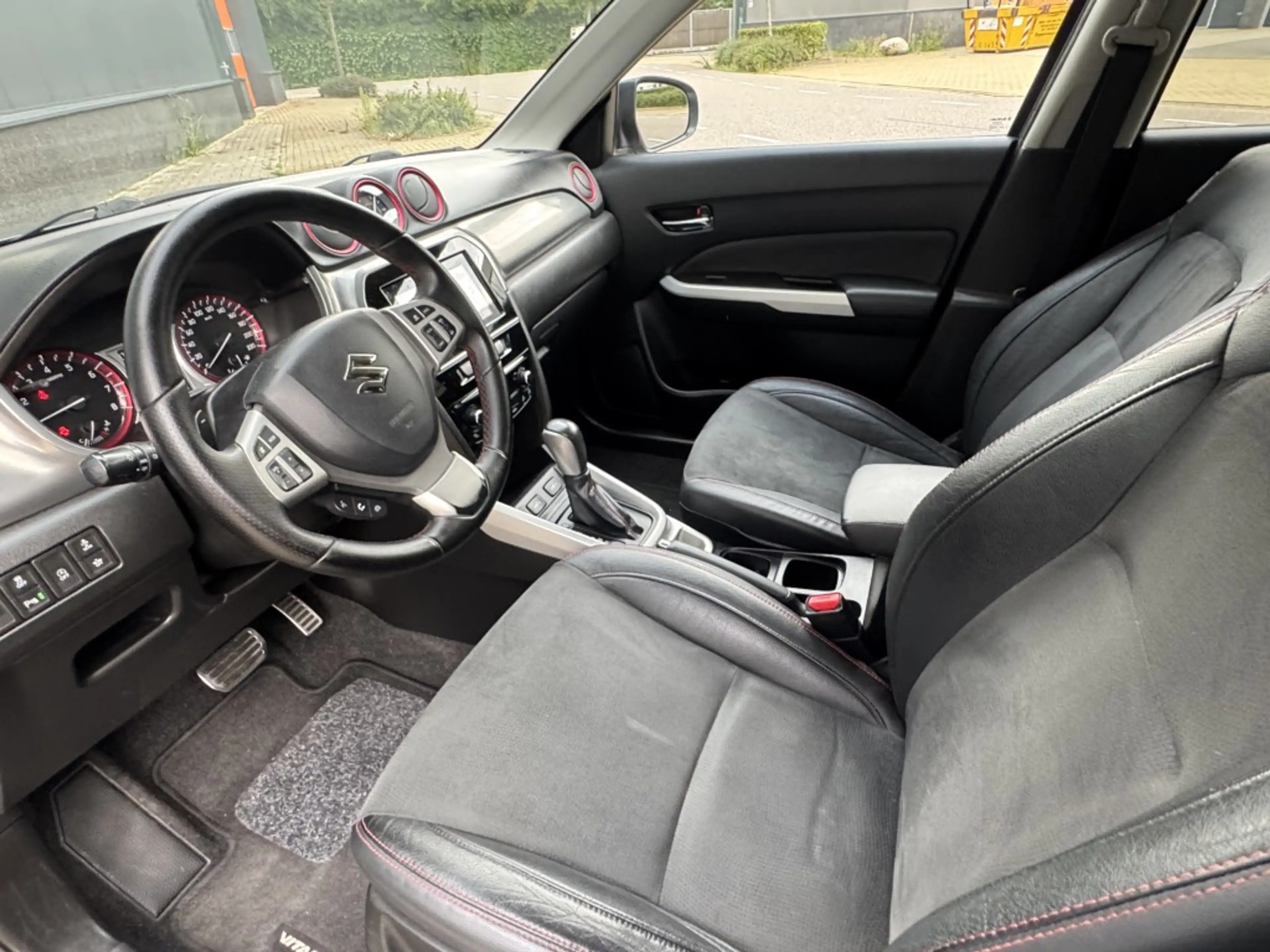Suzuki Vitara 1.4 S Automaat — photo 6