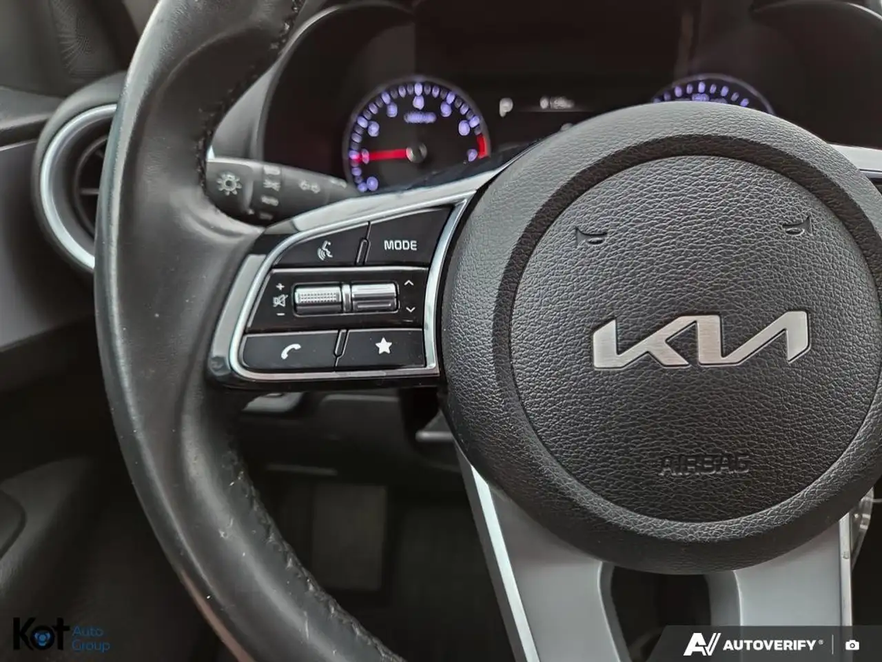 Kia Forte снимка Kia Forte