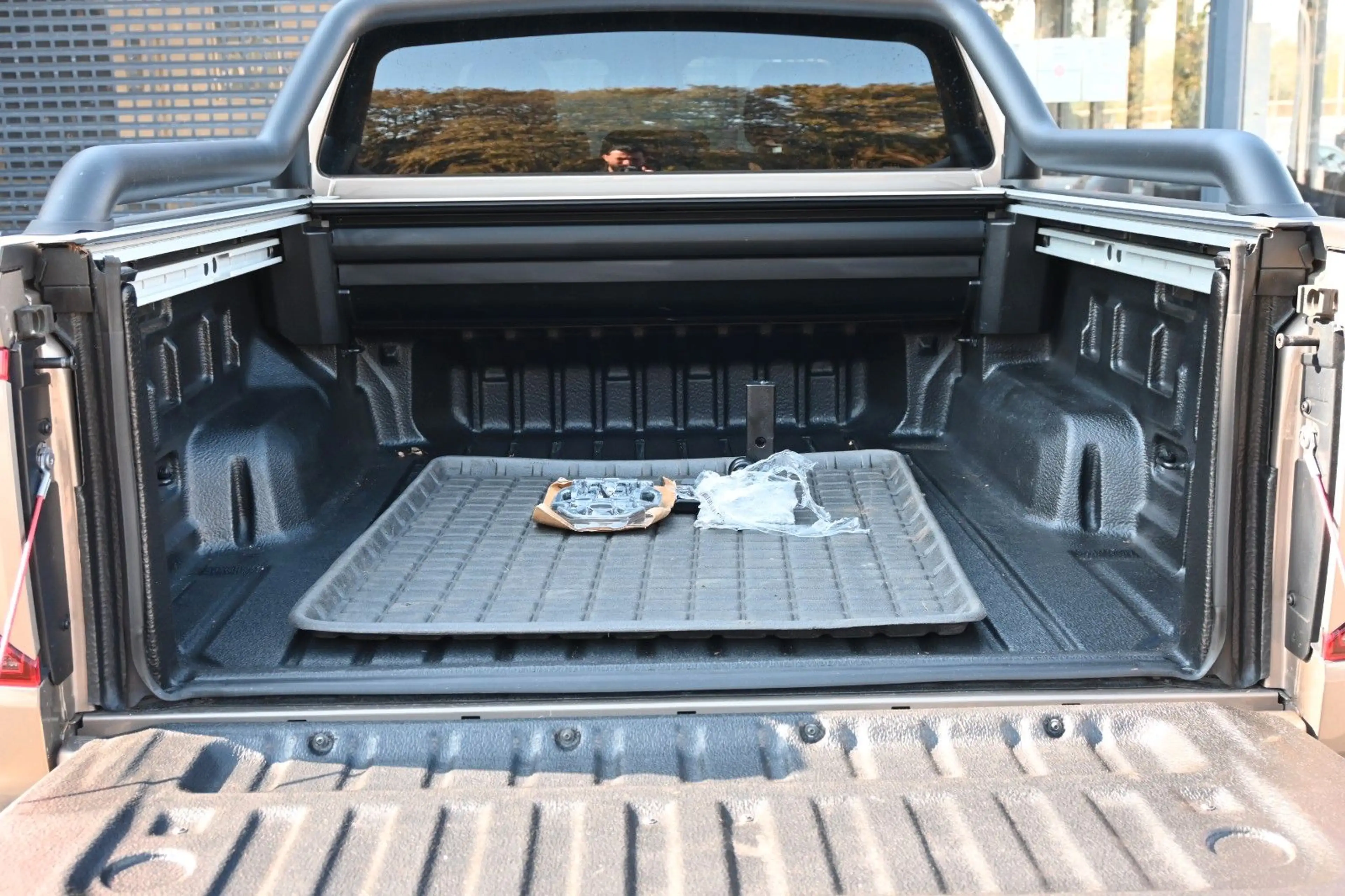 Volkswagen Amarok 3.0 V6 PanAmericana IQ.Light Nav AHK 360° — photo 23