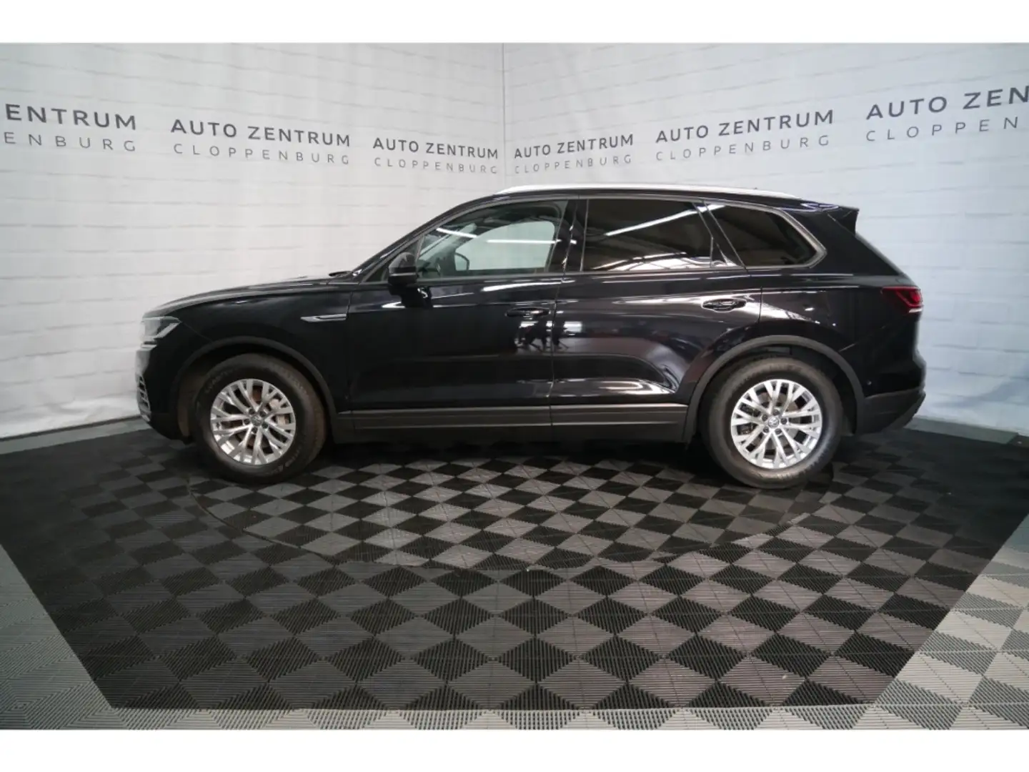 Volkswagen Touareg 4M 3.0 TDI LED+Navi+Leder+Luft+Kam+AHK Schwarz - 2