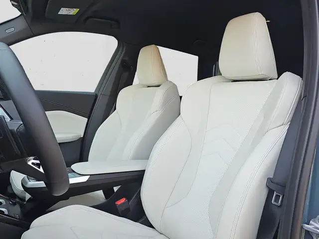 BMW Ix1 view 8