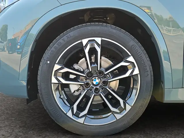 BMW Ix1 view 7