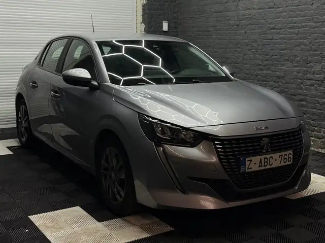 Peugeot 208 208 1.2i  Active Pack