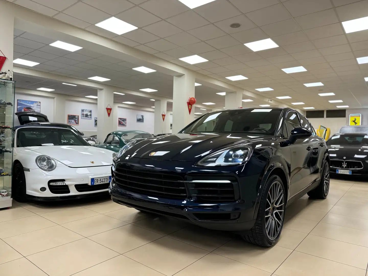Porsche Cayenne Coupe 2020 Coupe SOLO BENZINA NOO HYBRID!! Bleu - 1