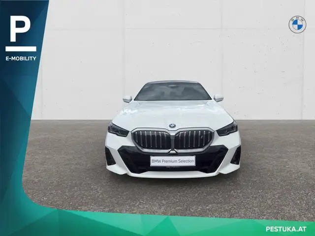 BMW I5 view 2