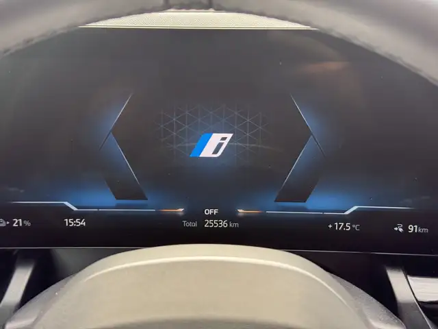 BMW I5 view 10
