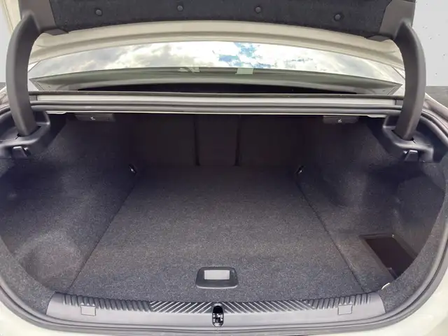 BMW i5 xDrive40 Ansicht 19