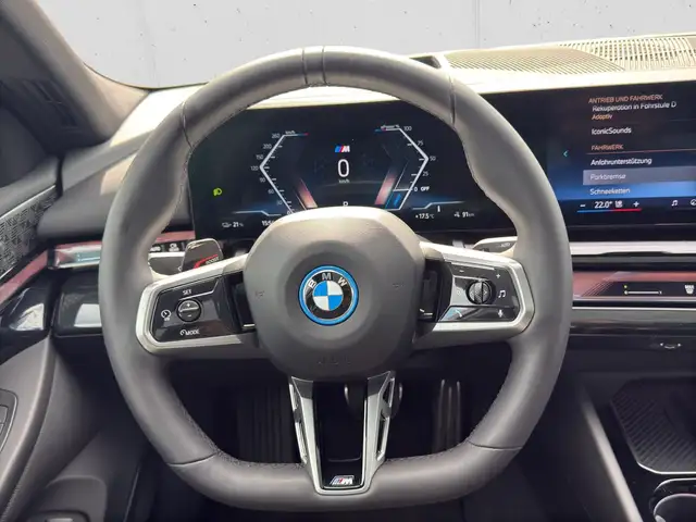 BMW I5 view 12