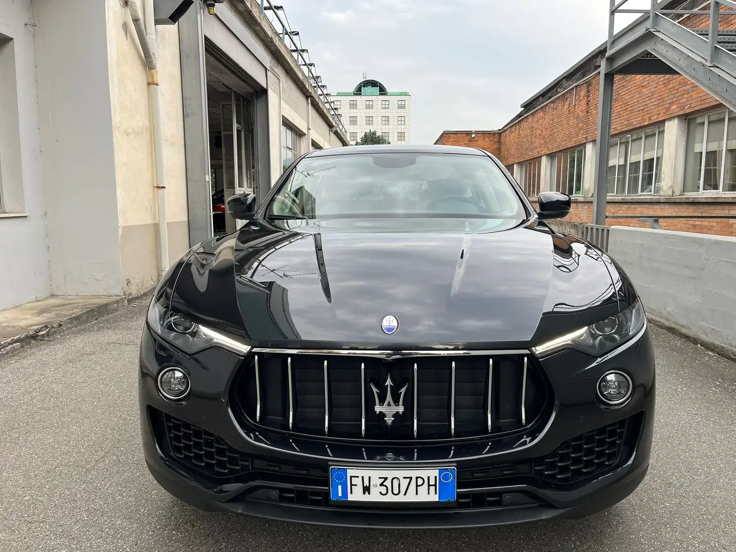 Maserati Levante Levante 3.0 V6 Granlusso 275cv auto my19 Noir - 2