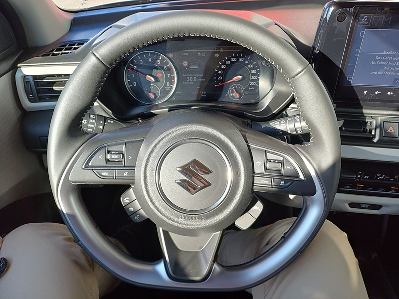 Suzuki Swift 1,2 Hybrid Allgrip Shine — photo 10