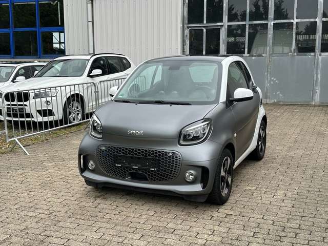 Imagine smart forTwo smart fortwo coupe EQ passion