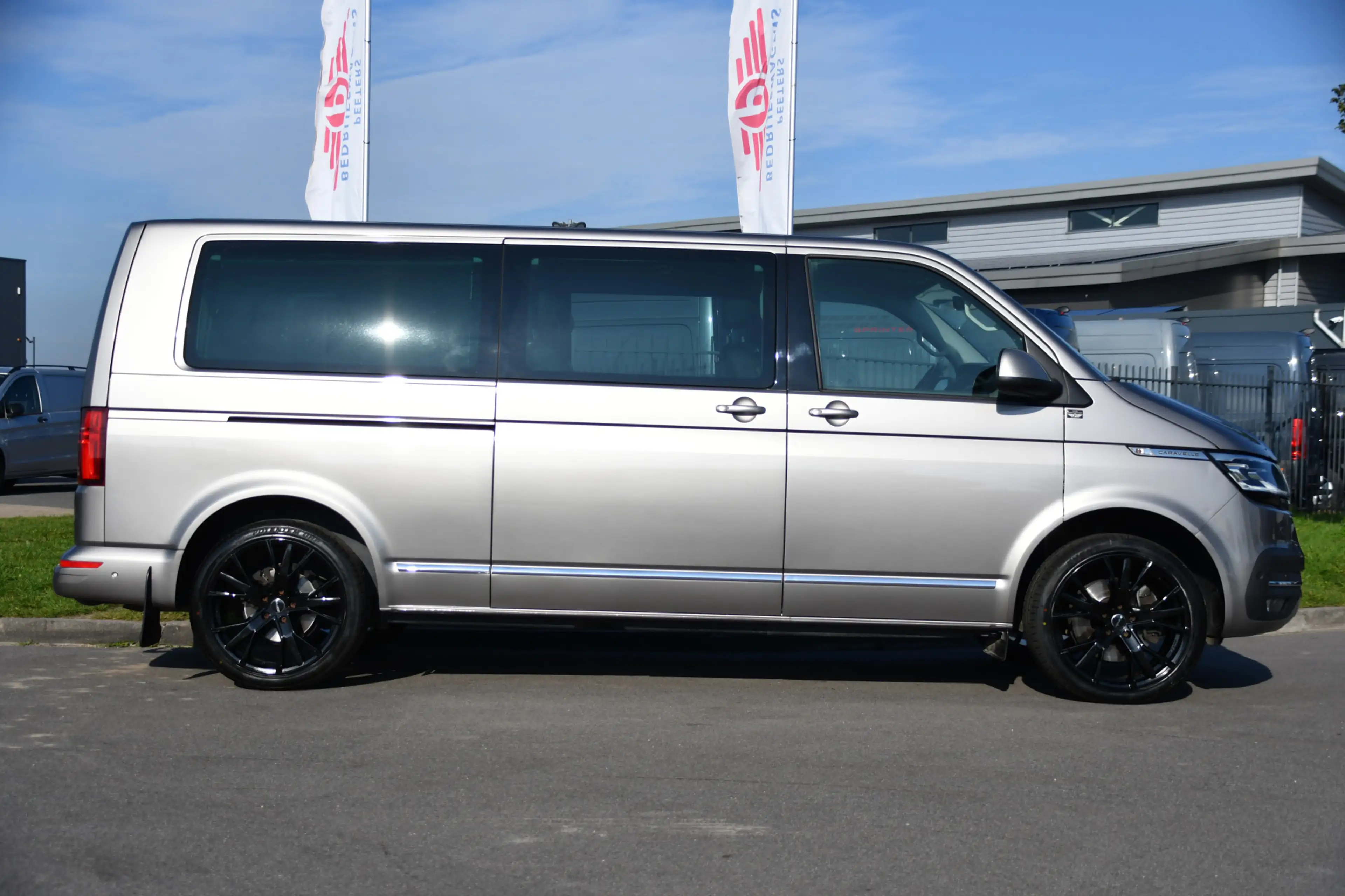 Volkswagen Transporter 2.0 TDI L2H1 30 DC Caravelle Virtual, Adaptieve Cr — photo 10