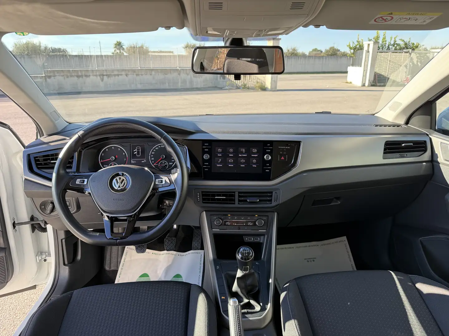 Volkswagen Polo Polo VI 2017 5p 1.0 evo Comfortline 80cv Bianco - 2