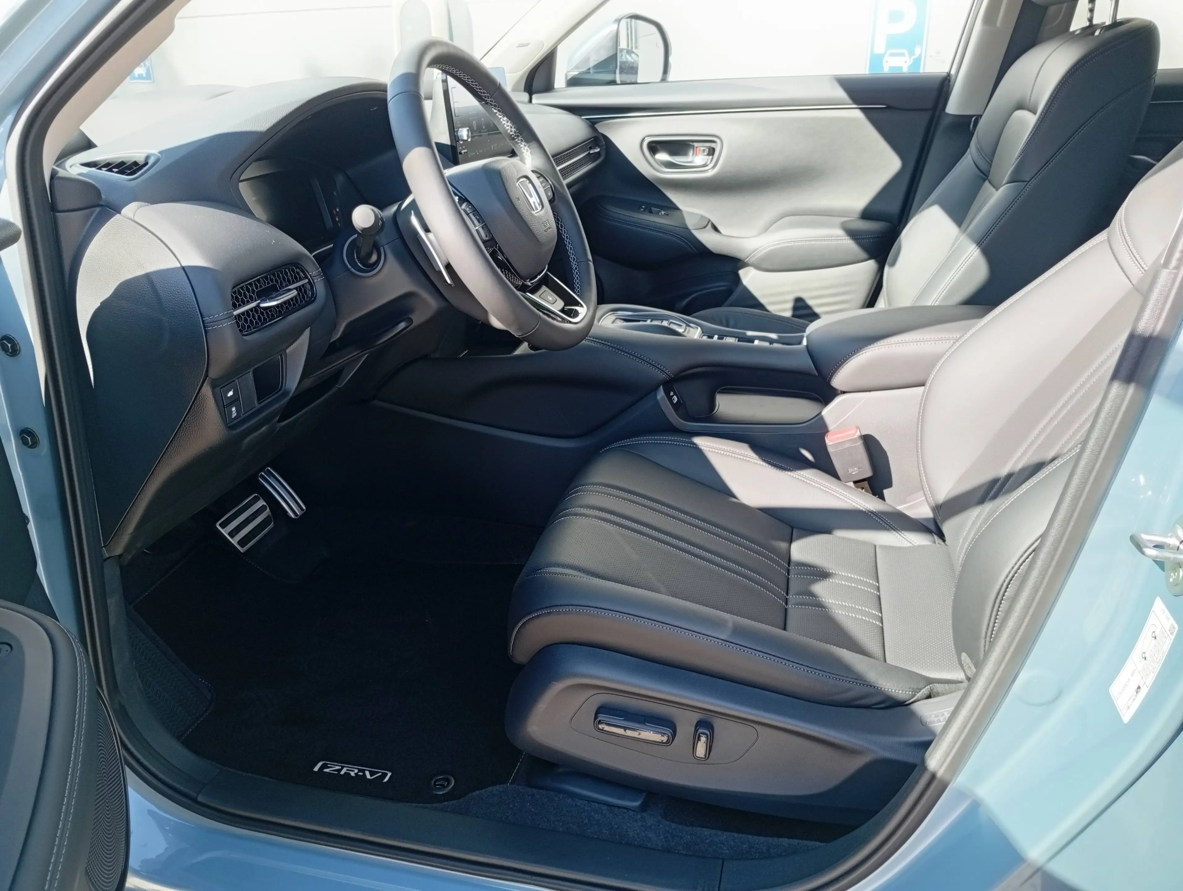 Honda ZR-V ZR-V Hybrid e:HEV 2.0 i-MMD Hybrid Advance — photo 11