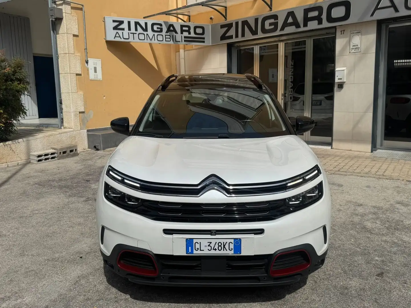 Citroen C5 Aircross 1.5 HDI EAT8 130 CV. SHINE TETTO+NAVI+PELLE FULL Blanc - 2
