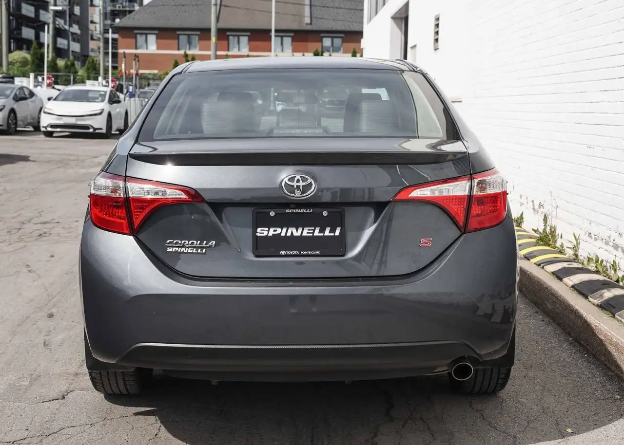Toyota Corolla снимка Toyota Corolla