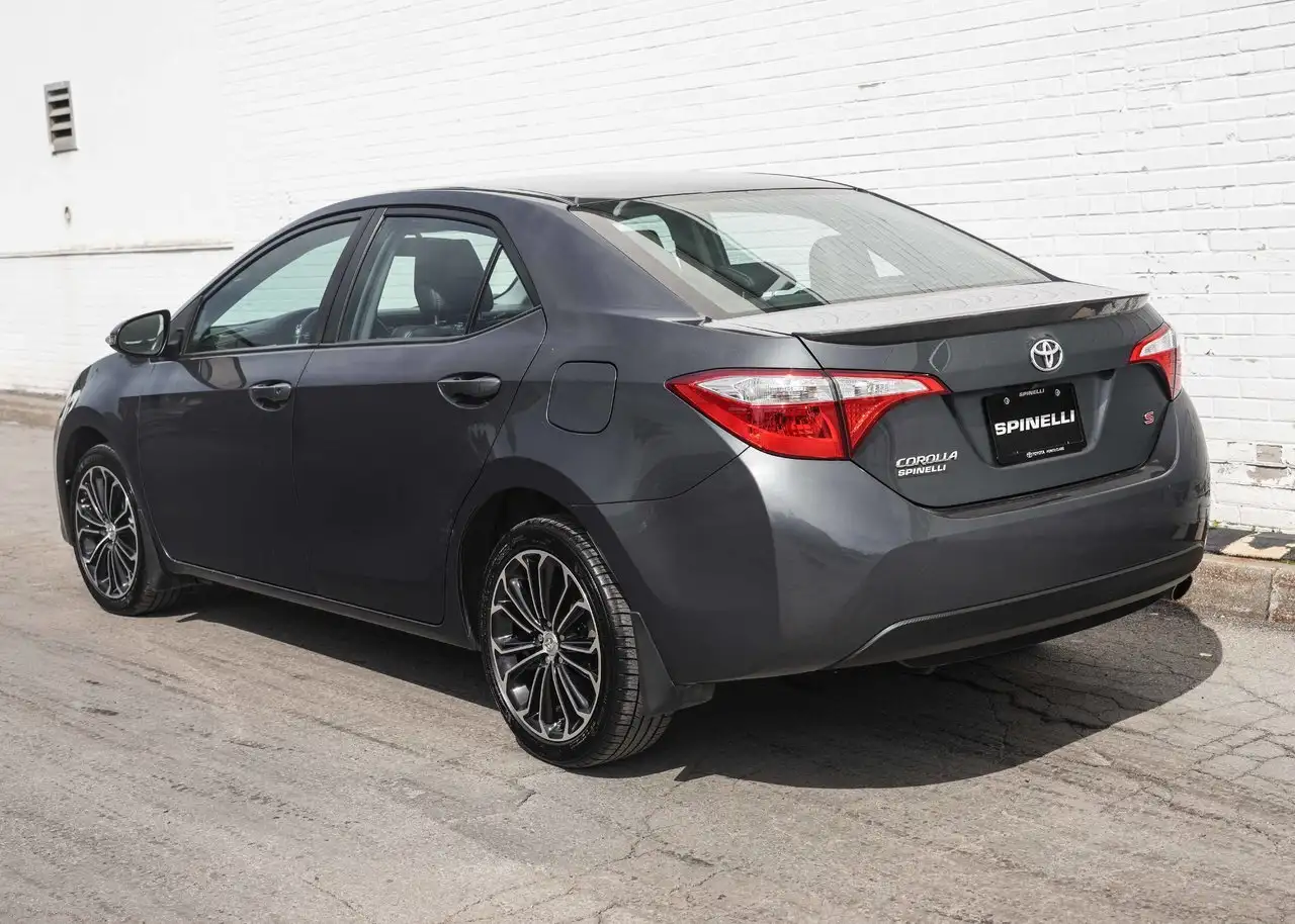 Toyota Corolla снимка Toyota Corolla