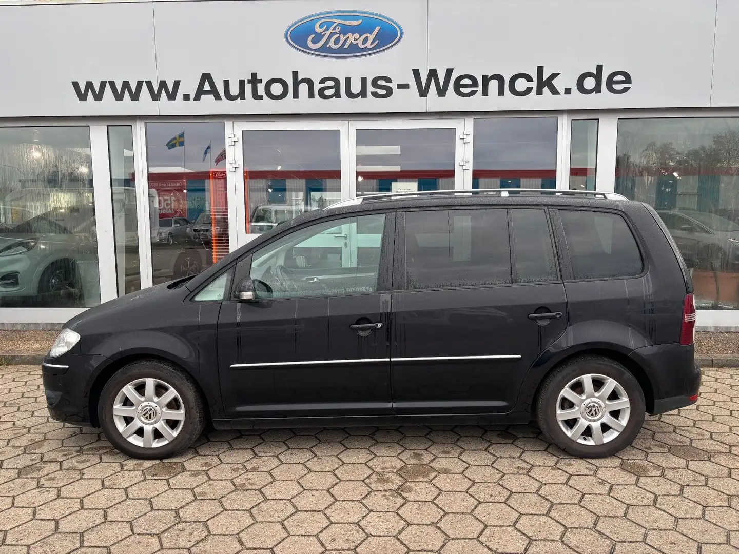 Volkswagen Touran 1,4l Highline*KLIMA*LEDER*el.SD*EURO 5* Noir - 1