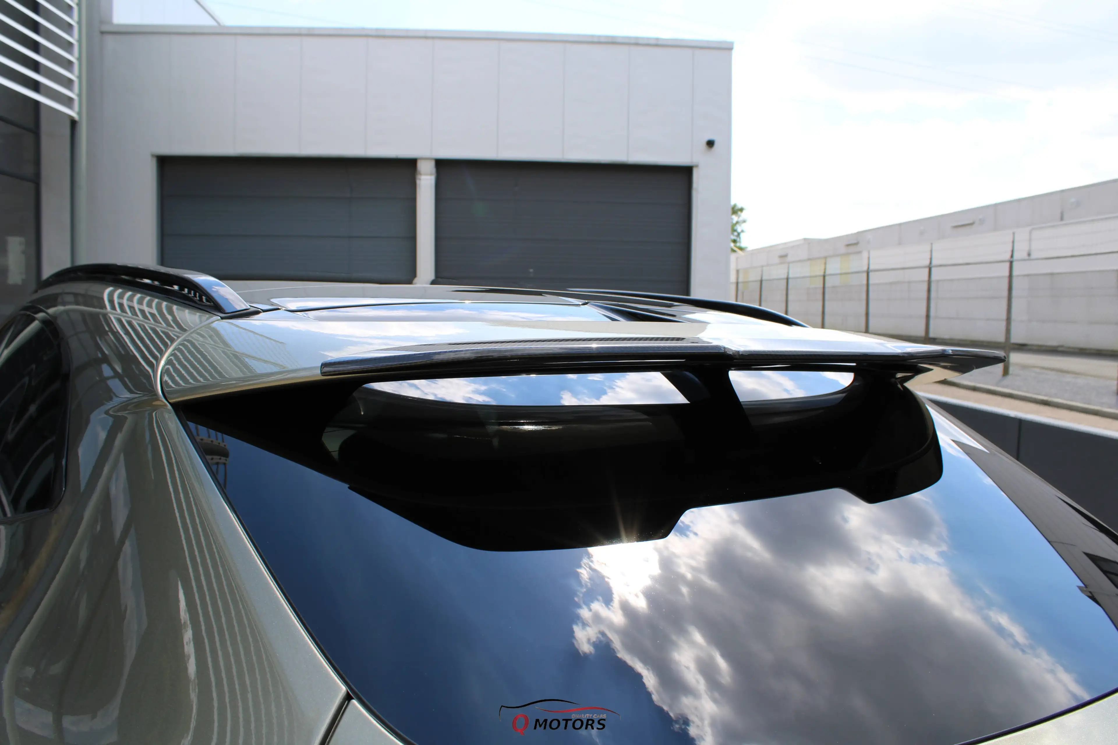 Aston Martin DBX 707/PANO/LED/KEYLESS/ACC/CARPLAY/ — photo 12