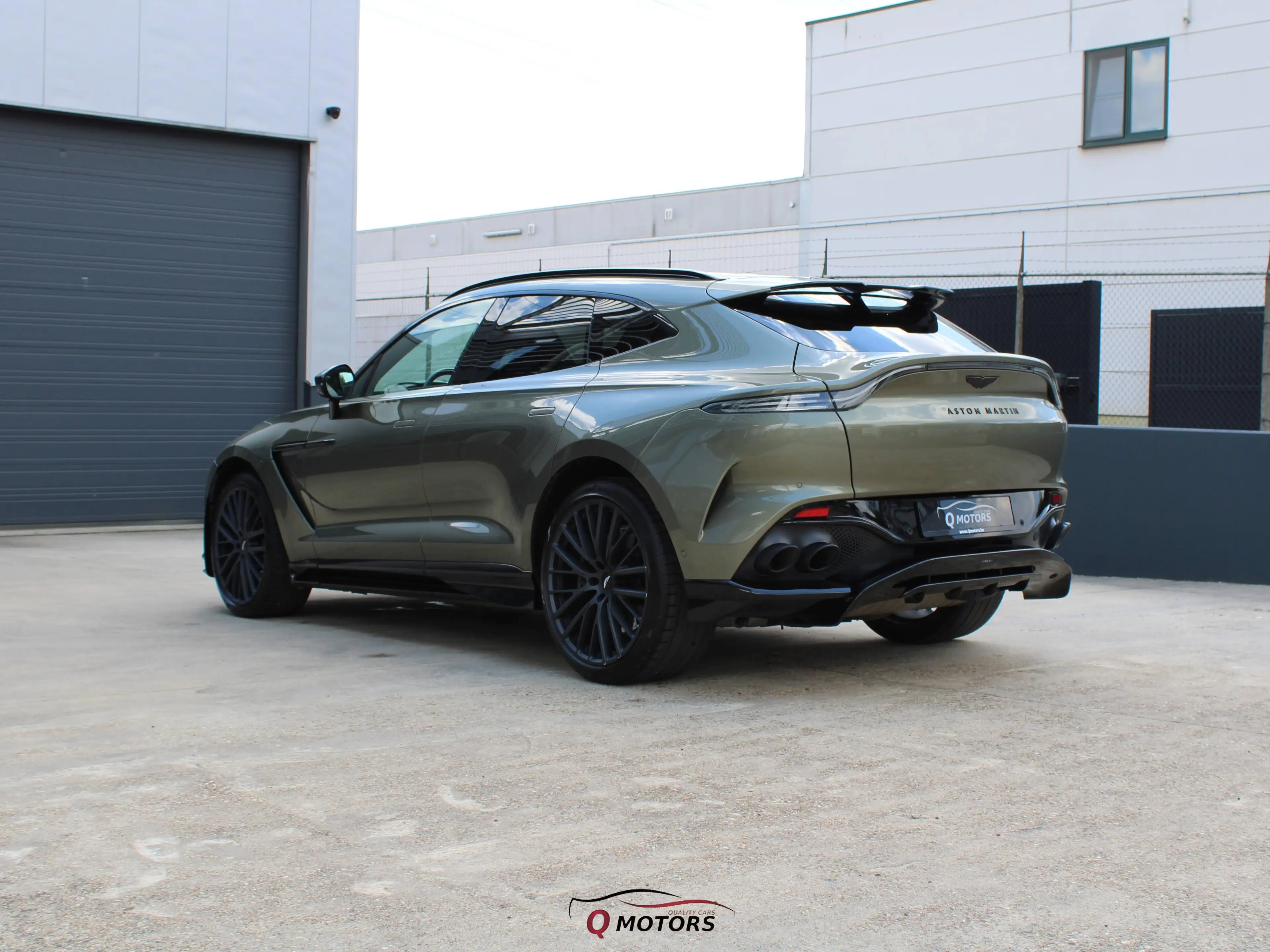 Aston Martin DBX 707/PANO/LED/KEYLESS/ACC/CARPLAY/ — photo 8