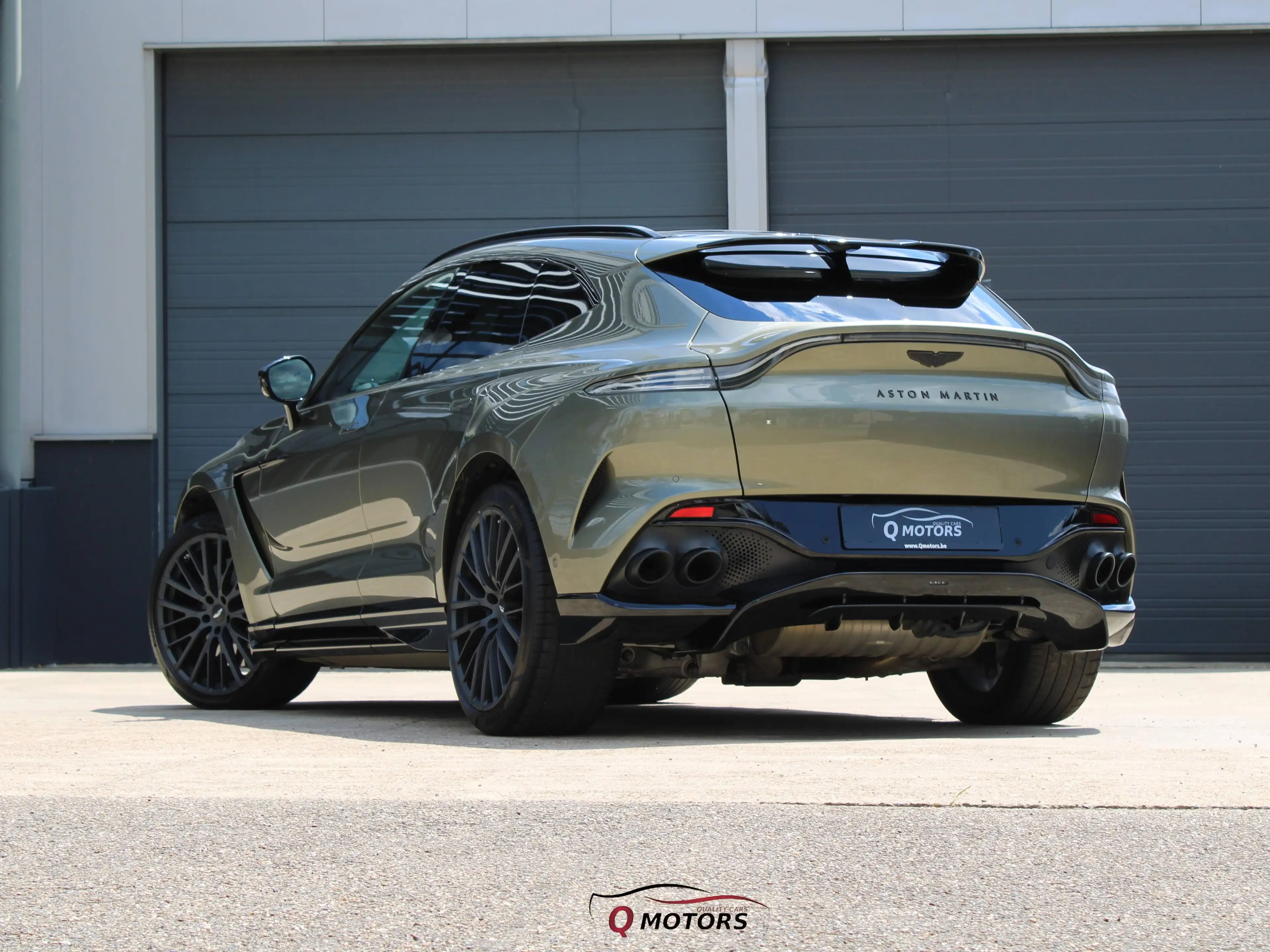 Aston Martin DBX 707/PANO/LED/KEYLESS/ACC/CARPLAY/ — photo 11
