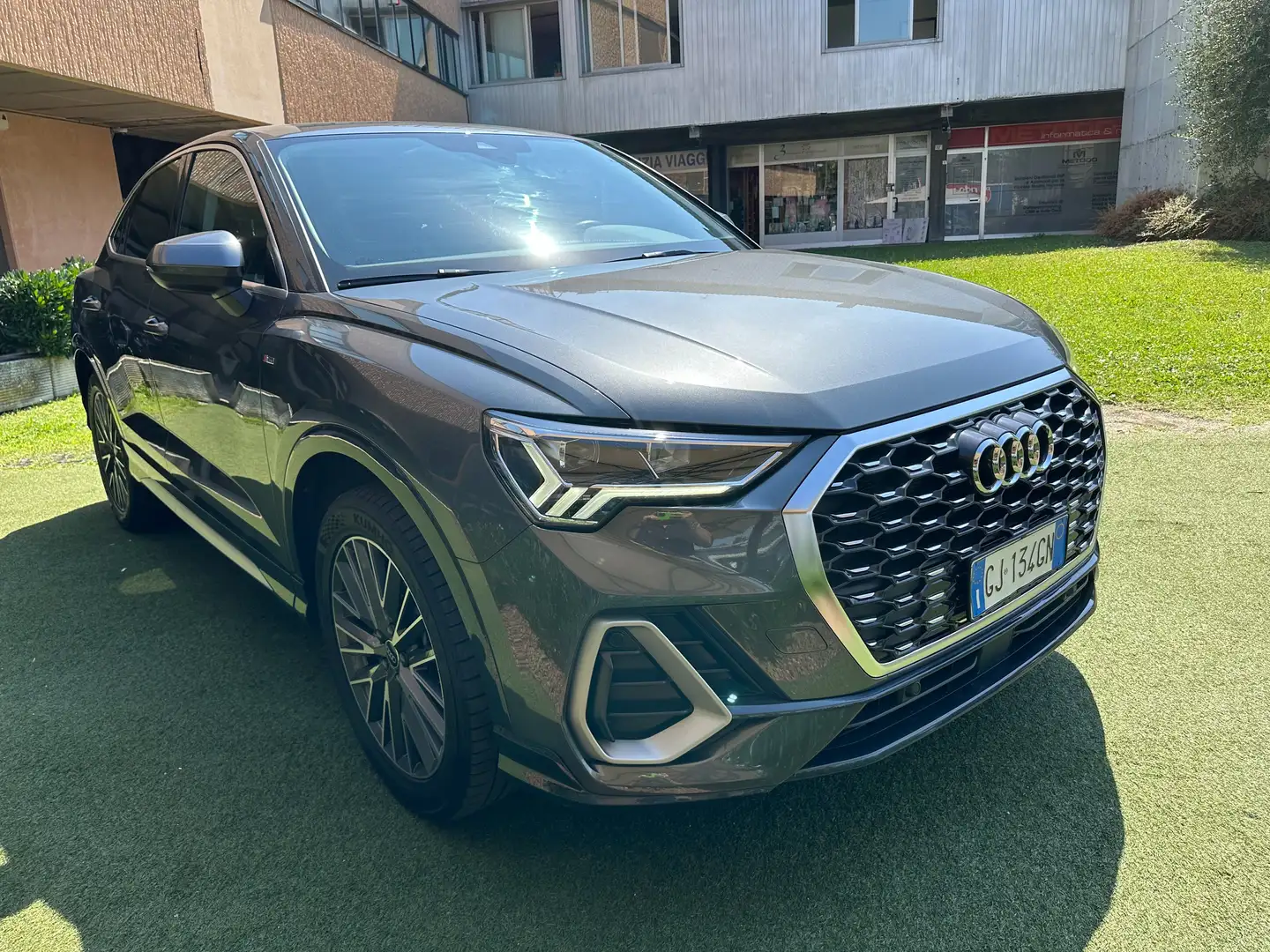 Audi Q3 Sportback 45 1.4TFSI 245CV S line S-tronic 38000Km Grigio - 2