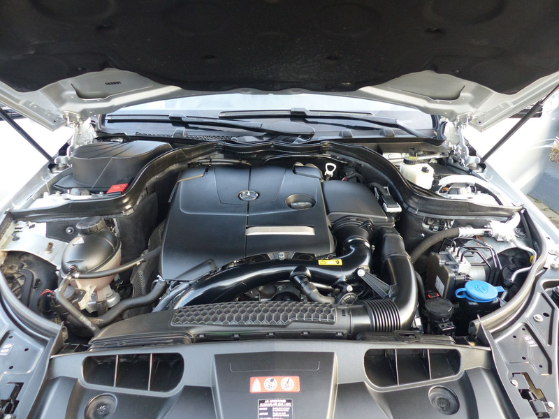 Mercedes-Benz E 200 E Coupe Automatik*LEDER*PANO*AMG PAKET*LED — photo 11